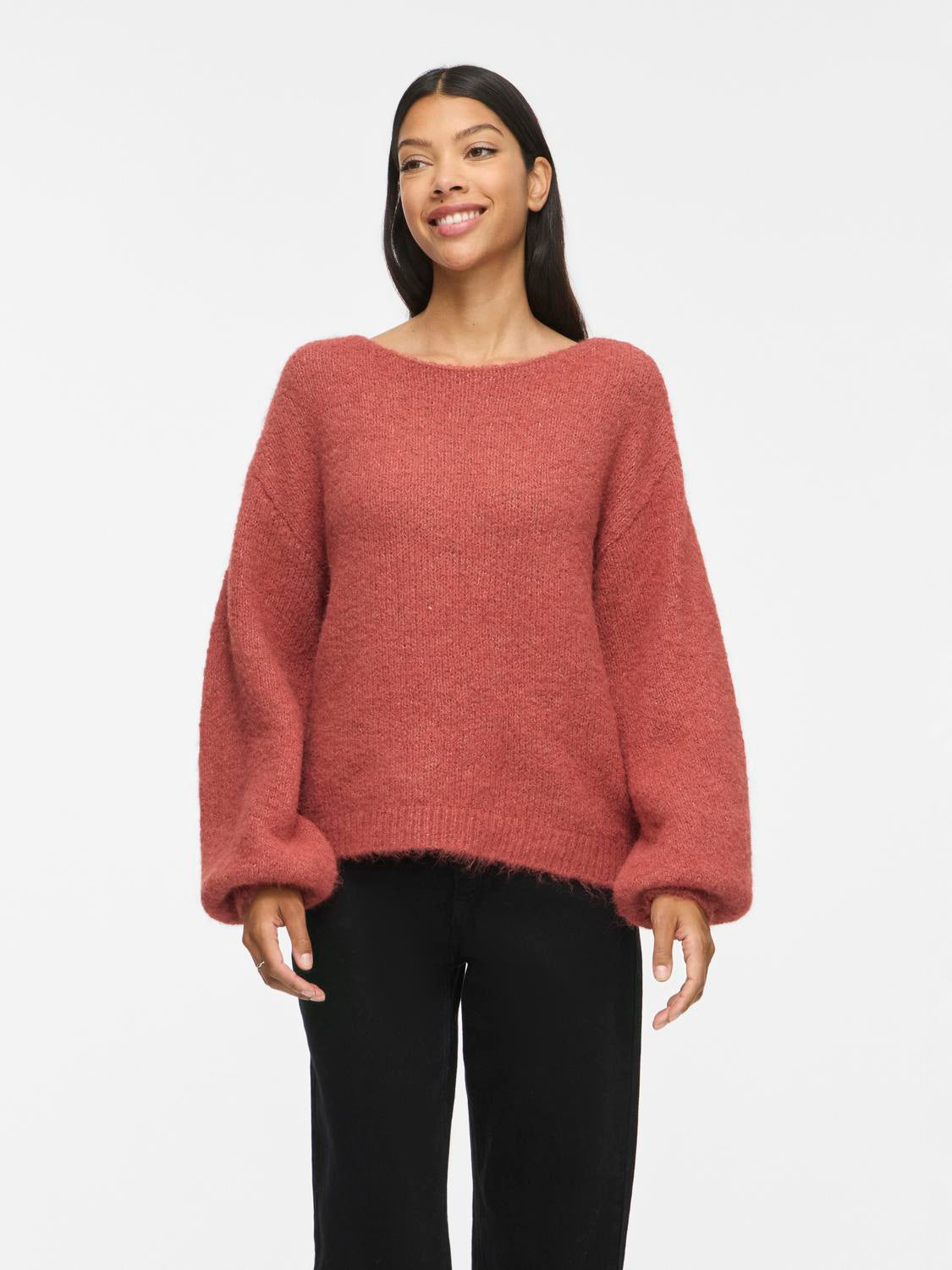 model_shot-front